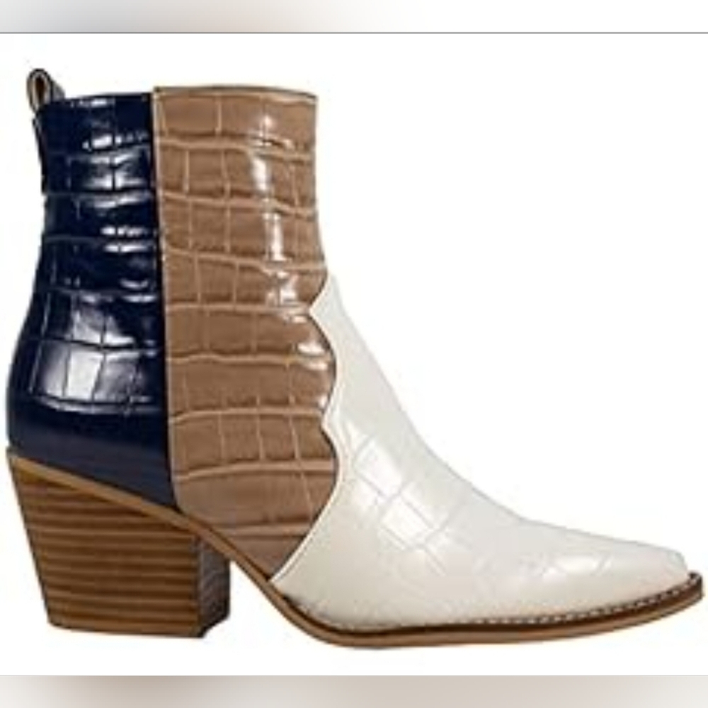 A Rider Girl Western Style Boots!
